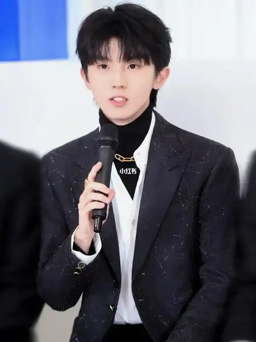 大步向前#成都西服定制  #西服定制  #西装  #时代少年团  #tnt时代