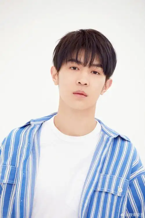 马伯骞直男撒娇