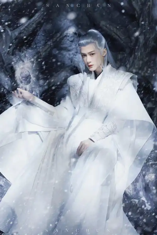 檀健次长相思雪中白发氛围感海报