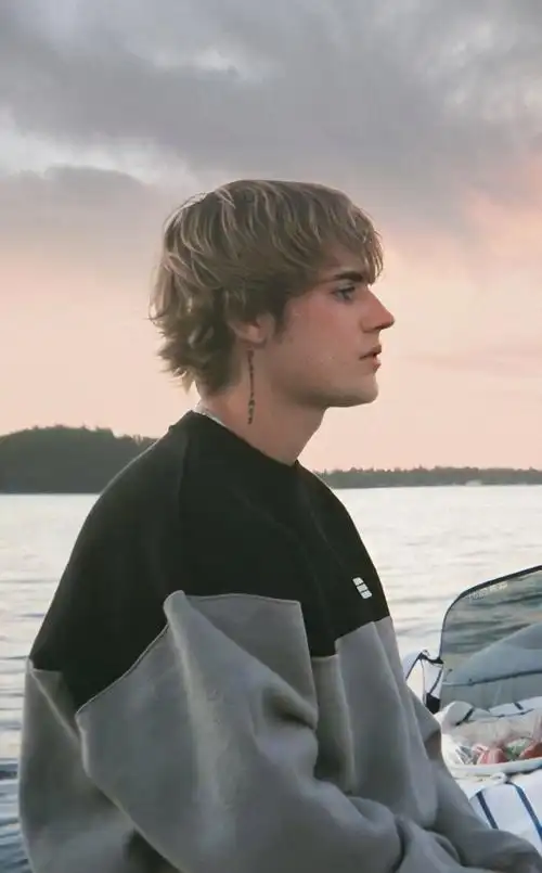 有没有一些贾斯汀比伯颜值巅峰图片推荐呢?