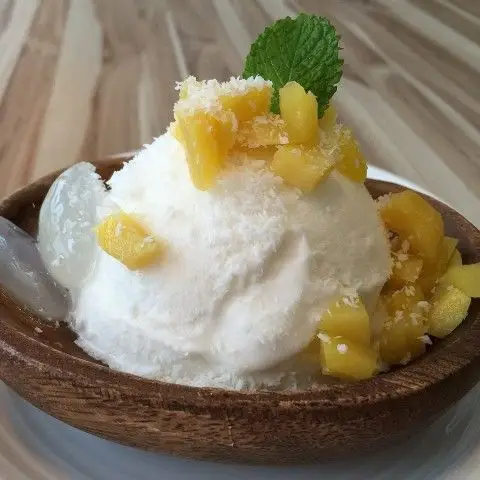 椰子冰淇淋 - 椰香浓郁,好吃看得到!nt$ 60