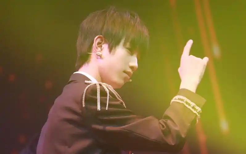 完美情人敖子逸focus