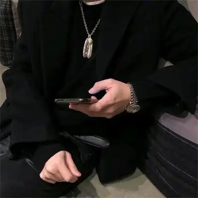 黑色系列男生头像霸气高冷成熟满分绅士部位头像高清图片