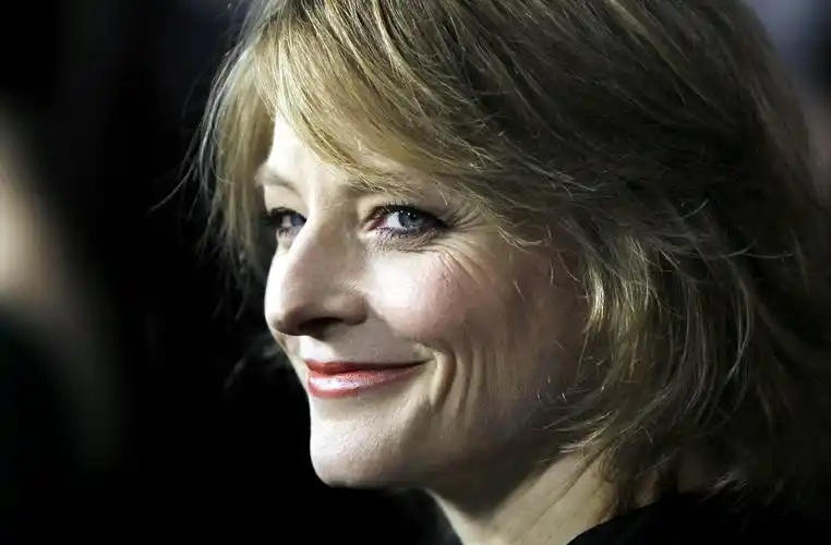 p>朱迪·福斯特(jodie foster),1962年11月19日出生于美国加利福尼亚