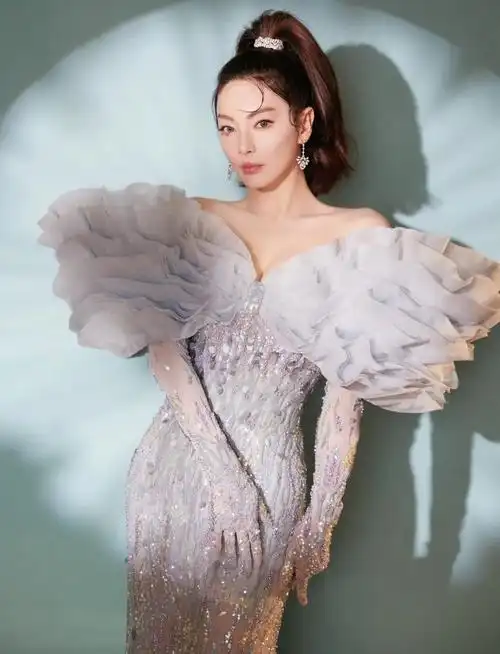 代班谢娜成为快本主持的,凭什么是张雨绮?-爱妻自媒体