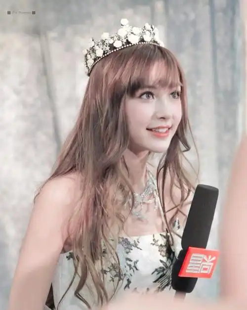 早期颜值真的是洋娃娃本人,少女感爆强(现在也好好看)#angelababy