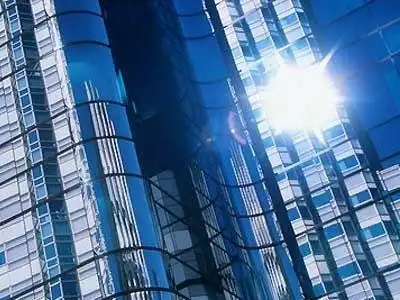 对面楼房玻璃反光照到我家怎么化解化解光煞最好的办法有哪些