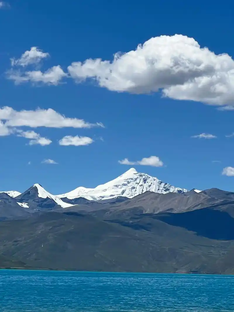 西藏|今天我看到的羊湖分享图片来啦.#羊卓雍措湖的风景 - 抖音