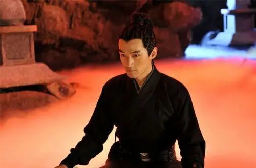 轩辕剑饰宇文拓,冷俊霸邪.