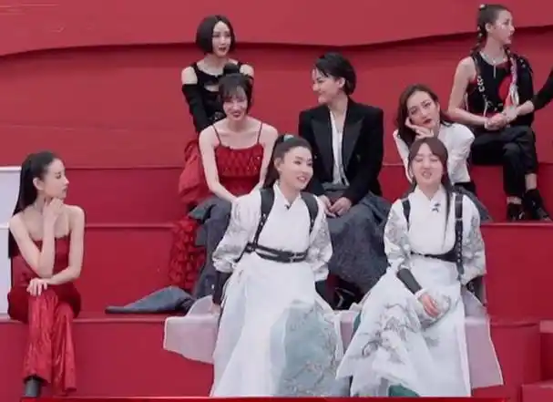 那英张柏芝组队成功,周笔畅抢手吕一让人疼_排名_姐姐_吉克