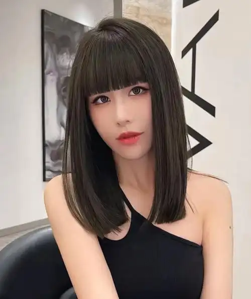 越看越喜欢的锁骨发,不烫不染,锁骨发可扎可披,打理简单,自然吹干就好