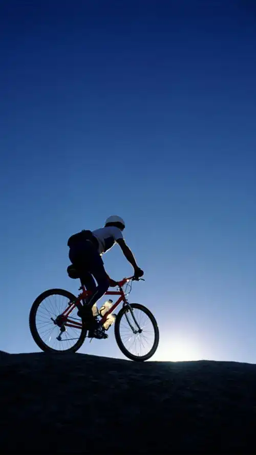 激情狂欢运动骑行h5图