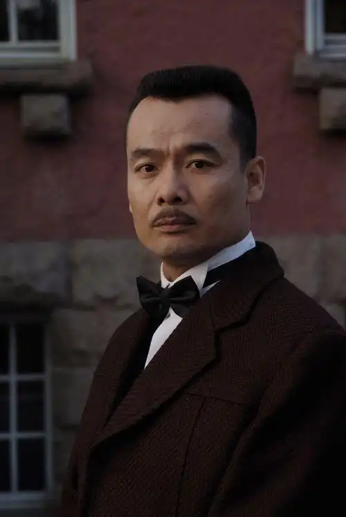 宋佳伦《青岛往事》剧照