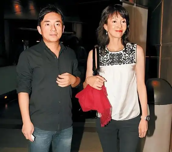 郑裕玲提分手,男友吕方:我就1个条件!不料吕方遭到了"羞辱"