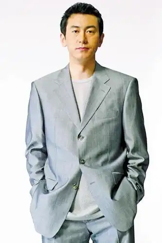 鲁健_电视节目主持人_个人资料_简历_经历_留言 - 酷乐米