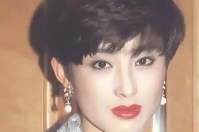 能驾驭得了"短发"的女星,只服这6位,最后一位堪称短发天花板_梁咏琪