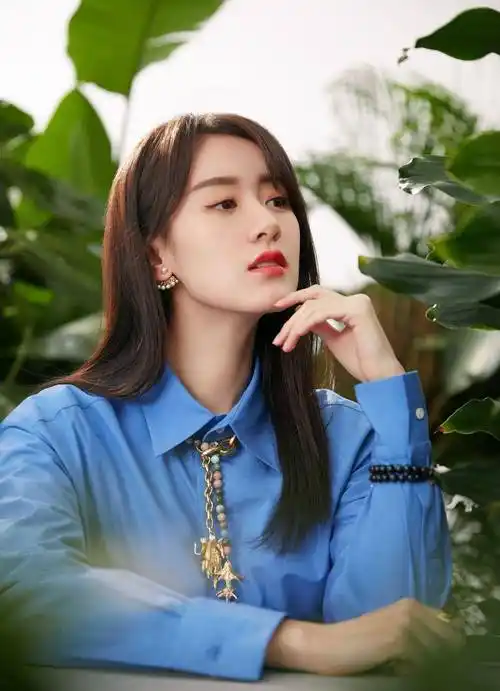 原创春季穿搭再次来袭袁冰妍style开启春日时光