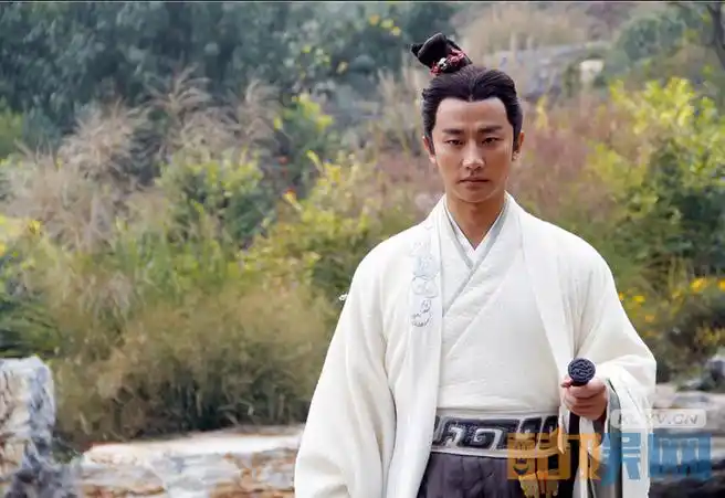 剧照《猎人》剧照《黄金年代》剧照《红高粱》剧照《芈月传》剧照《女