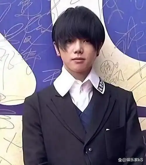 出道似"整容",这6位明星出道前后对比惊人,完全认不出