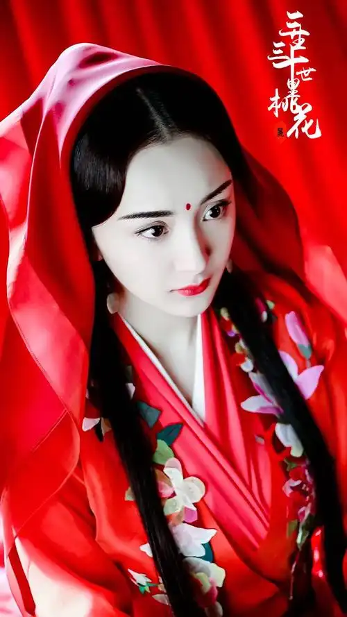 杨幂作品里那些红妆嫁衣影像