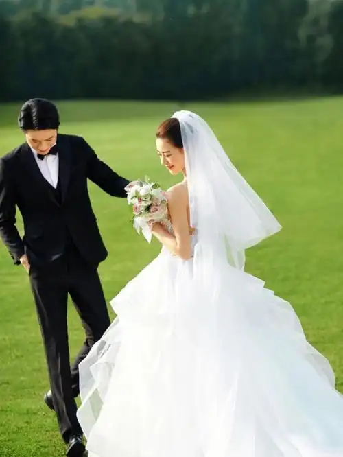 婚纱照森系风格主题拍摄