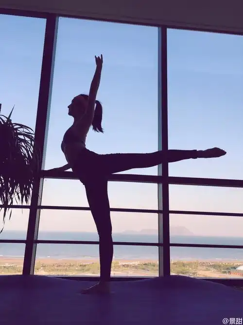 景甜:以前虐自己才踏实,现在学会享受孤独