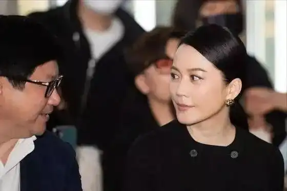 俞飞鸿解决生理需求又不一定要靠老公我有固定伴侣20年了