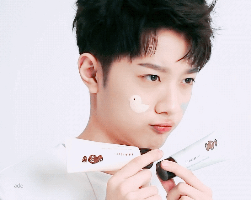 赖冠霖猪猪嘟嘴就是想你 卖萌撒娇无人能抵挡