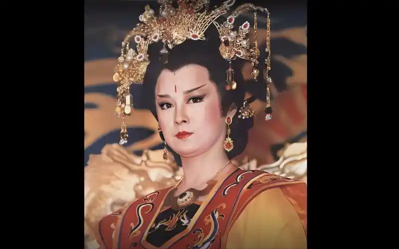 [一代女皇/潘迎紫/武则天]关于"女性主义".最纯真可爱与最威风凛凛.