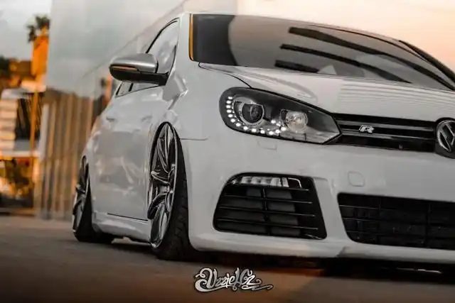 大众高尔夫除了有不俗的操控性,还有非常强的可造型,虽然外观并没有