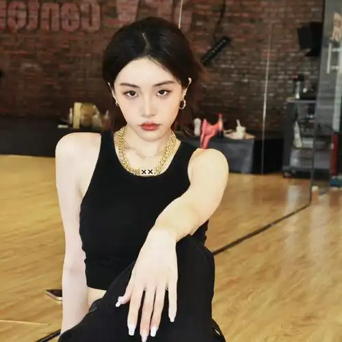 喻言照片都是神图吧