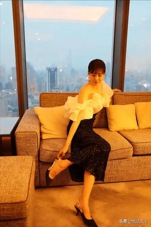 细数10位超模出身的女演员,个个都是大长腿,开车了请系好安全带_于娜