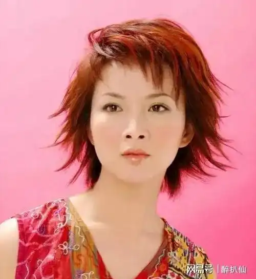 演员谢兰演香秀爆红先婚后恋爱庆幸自己39岁放弃丁克