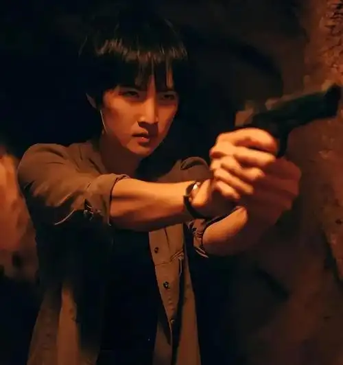 华为小公主姚安娜猎冰燃爆荧屏演技胜过出身