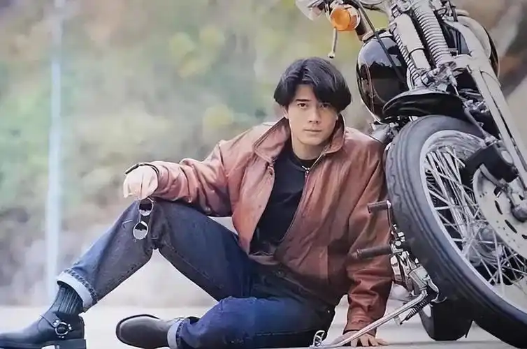 一支名为《阳光机车》的广告在台湾一夜间走红,郭富城作为这支广告的