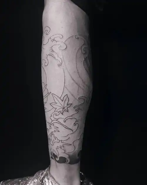 花腿未完工纹身图片腿部老传统oldschool纹身图案