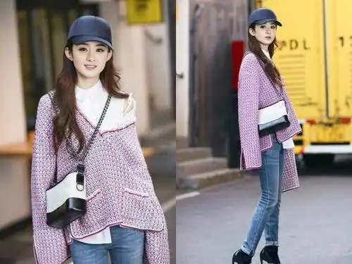 赵丽颖扎了一头小辫子,穿白t配牛仔裤,少女感再升级,太甜了