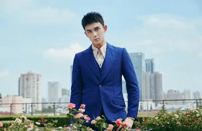 吴磊在跑男中称金靖抠门,柳岩做作是为什么?高情商人设翻车了?