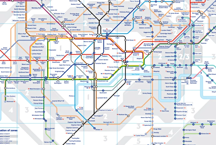 身为观光客只要考虑zone1,zone2 即可.(详细伦敦地铁全区图)