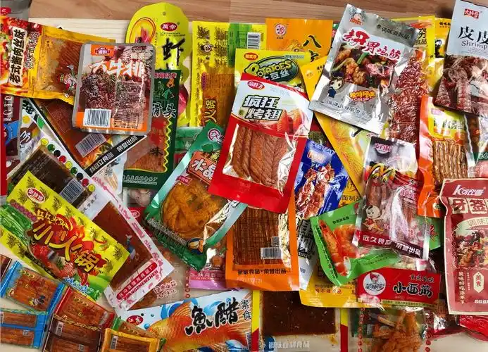 热销80后儿时回忆怀旧经典零食辣条