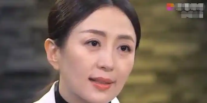 3岁丧父,妻子"撞脸"杨童舒却29年零绯闻,于和伟的爱情太美_宋林静