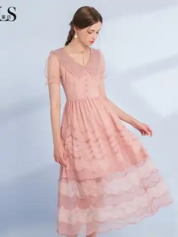 艾丽丝2021夏季新款粉色蕾丝刺绣连衣裙女娃娃领复古公主中长裙粉色