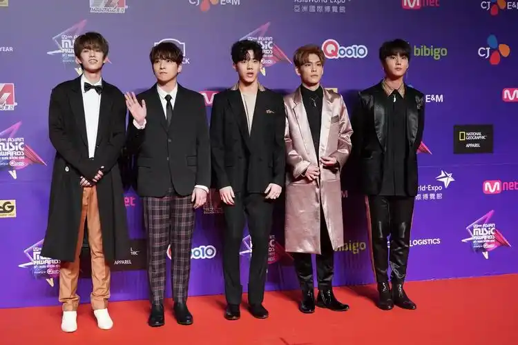 2017mama香港站最红韩星齐撑场 红地毯盛况空前