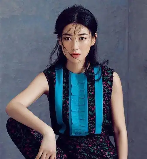 朱珠电视剧作品介绍("最美面孔"朱珠:四部剧霸屏,进军好莱坞,跟总裁