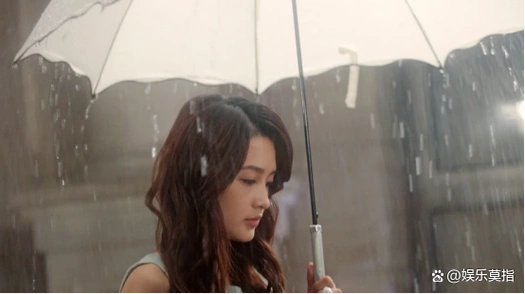 事实证明李沁的尴尬现状掀开了内娱的残酷真相