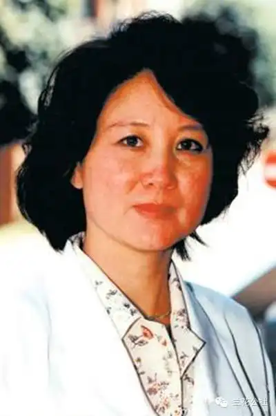 余秋雨前妻李红离开他后生活依然精彩