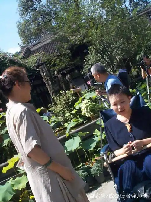 图片记忆:2001年,成都西城,杜甫草堂游玩