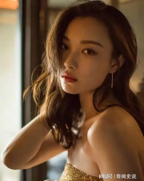 杨幂|冯绍峰|井柏然|娱乐圈|张艺谋|张伟平_网易订阅