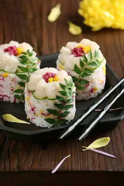 沫塔的相册65寿司酱就要一口吞65