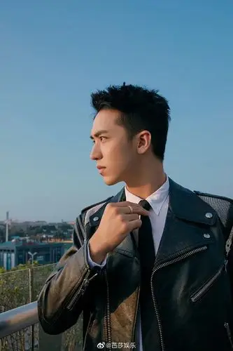 许魏洲侧颜神图评选,已加投票,都来投票吧